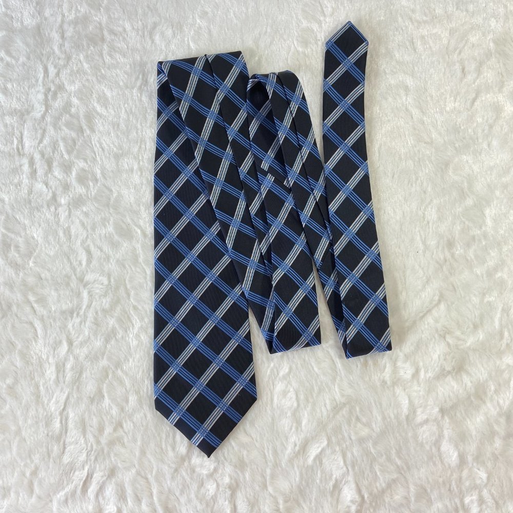 Chereskin Blue White Hand Made 100% Polyester Men’s Neck Tie Criss Cross